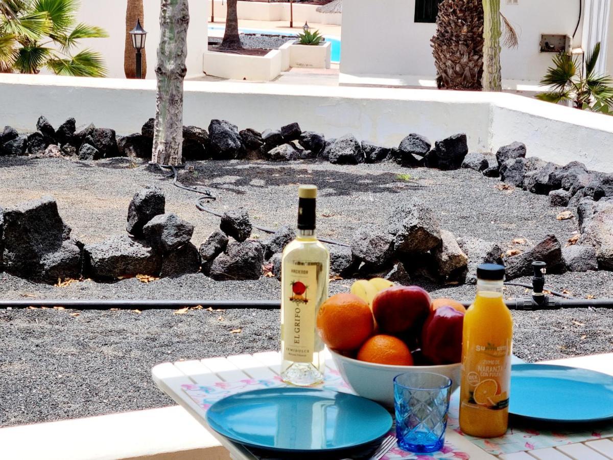 Apartamento Eduardo A Primera Linea Del Mar Costa Teguise Extérieur photo