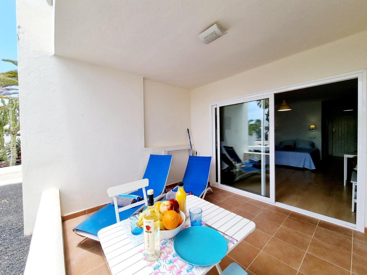 Apartamento Eduardo A Primera Linea Del Mar Costa Teguise Extérieur photo
