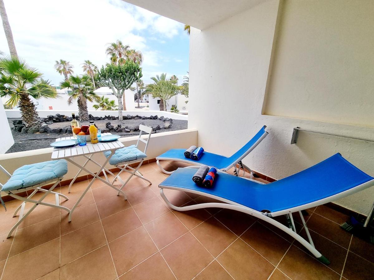 Apartamento Eduardo A Primera Linea Del Mar Costa Teguise Extérieur photo