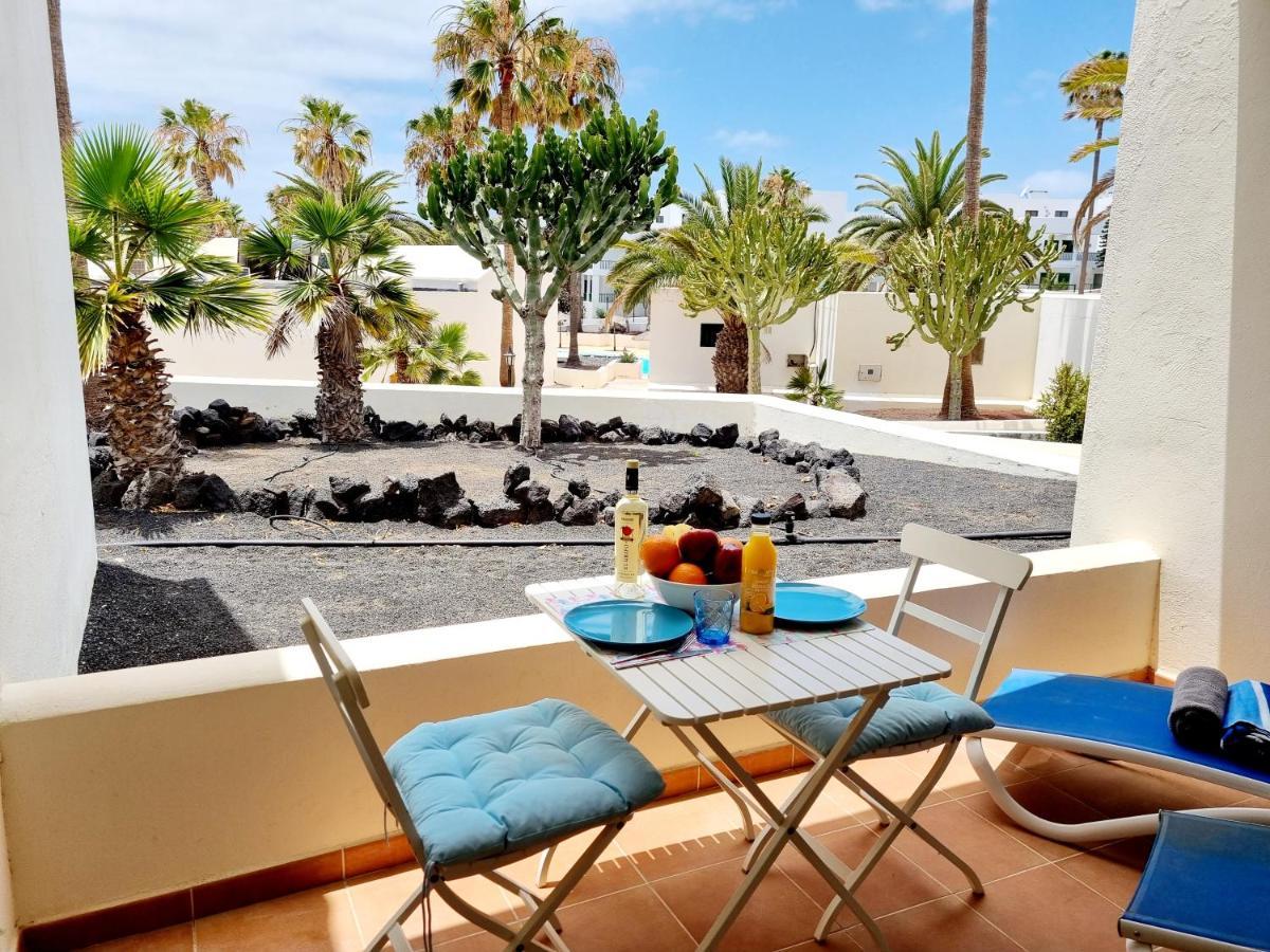 Apartamento Eduardo A Primera Linea Del Mar Costa Teguise Extérieur photo